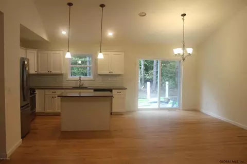 4 Heather Ln, Corinth, NY 12822 photo 7