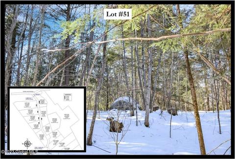 51 Carriage Rd, Chestertown, NY 12817
