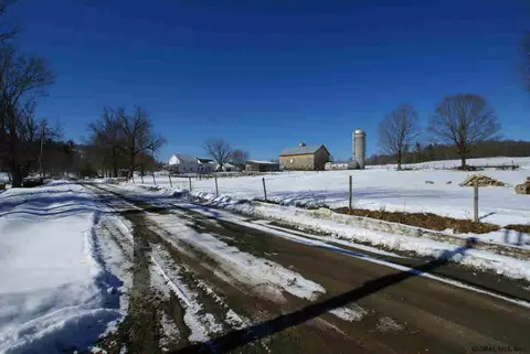 2471 County Route 18, Hampton, NY 12837 photo 9