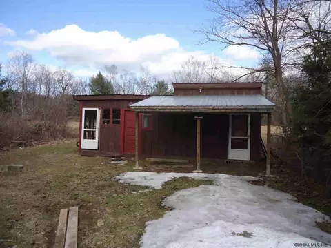 20 Warren St, Corinth, NY 12822 photo 7