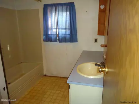 20 Warren St, Corinth, NY 12822 photo 5