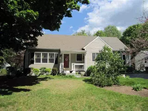 11 Marion Rd, Delmar, NY 12054 photo 9