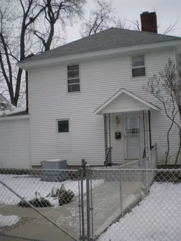 178 Elm St, Cobleskill, NY 12043 photo 3