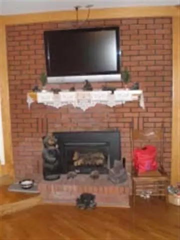 178 Elm St, Cobleskill, NY 12043 photo 5