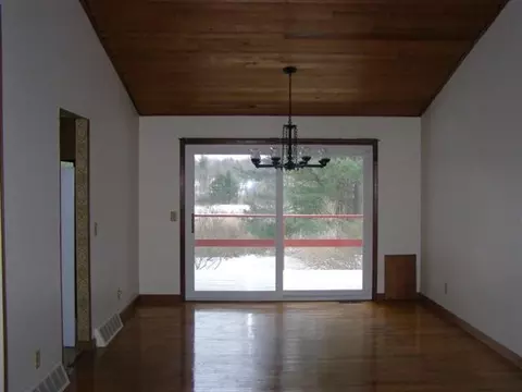 310 Elm Ave, Delmar, NY 12054 photo 3