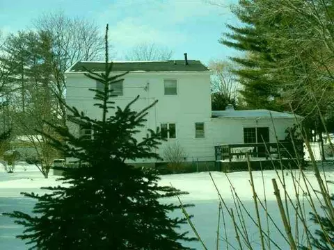 43 Mckinley Dr, Delmar, NY 12054 photo 11
