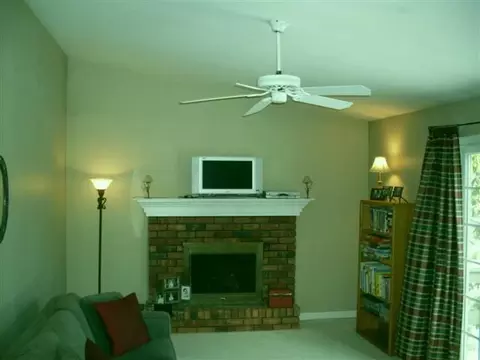 43 Mckinley Dr, Delmar, NY 12054 photo 7