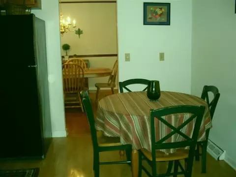 43 Mckinley Dr, Delmar, NY 12054 photo 3