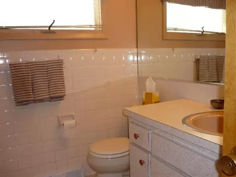 952 E Pine Hill Dr, Guilderland, NY 12084 photo 6