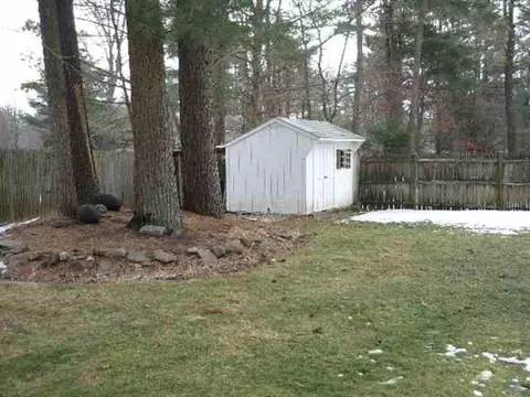 952 E Pine Hill Dr, Guilderland, NY 12084 photo 10