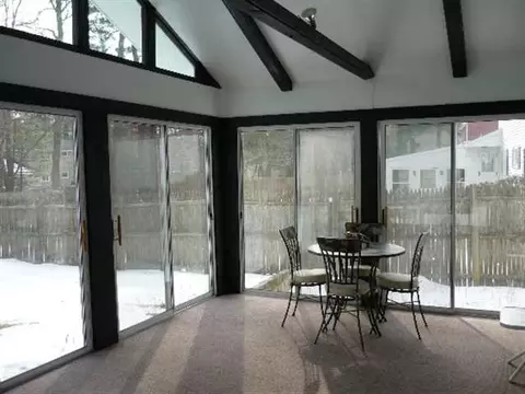 952 E Pine Hill Dr, Guilderland, NY 12084 photo 7