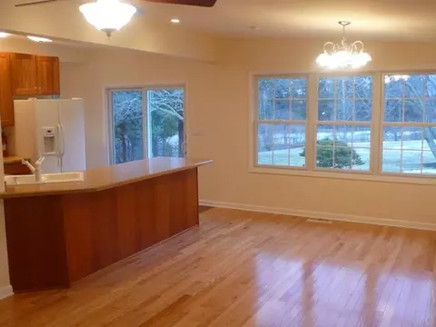 28 Halter Rd, Glenmont, NY 12077 photo 3