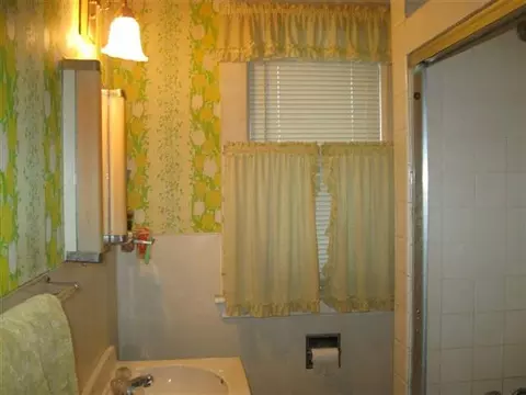 1086 Baker Ave, Schenectady, NY 12309 photo 9