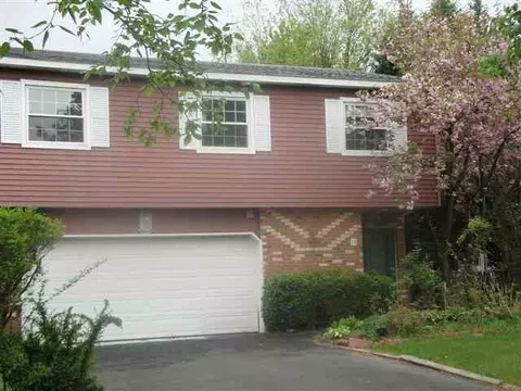 38 Olympian Dr, Slingerlands, NY 12159 photo 1