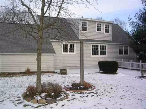 41 Carson Rd, Delmar, NY 12054 photo 2