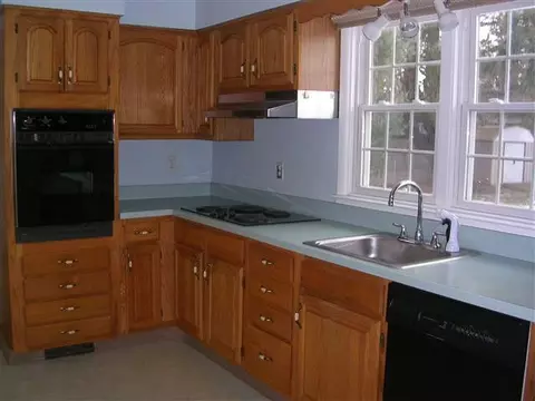 41 Carson Rd, Delmar, NY 12054 photo 3