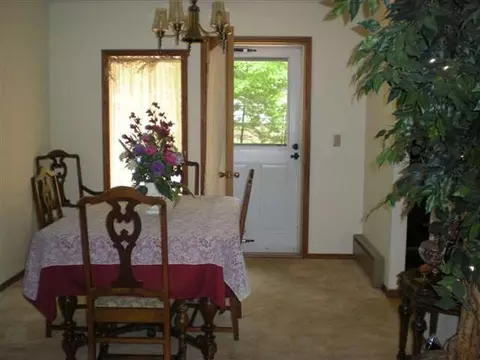 112 Timber Ln, Cobleskill, NY 12043 photo 5