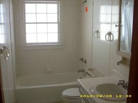 25 Davidson Dr, Saratoga Springs, NY 12866 photo 5