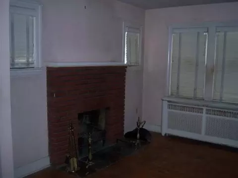 9 Selden St, Schenectady, NY 12304 photo 6