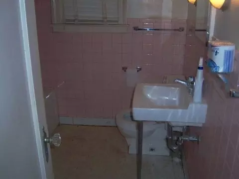 9 Selden St, Schenectady, NY 12304 photo 5