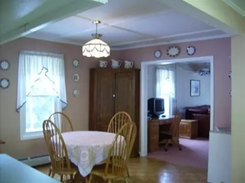 114 Walnut St, Corinth, NY 12822 photo 4