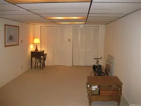 129 E Poplar Dr, Delmar, NY 12054 photo 10