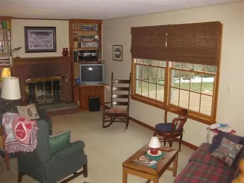 129 E Poplar Dr, Delmar, NY 12054 photo 7