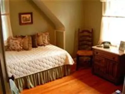 89 Salisbury Rd, Delmar, NY 12054 photo 8