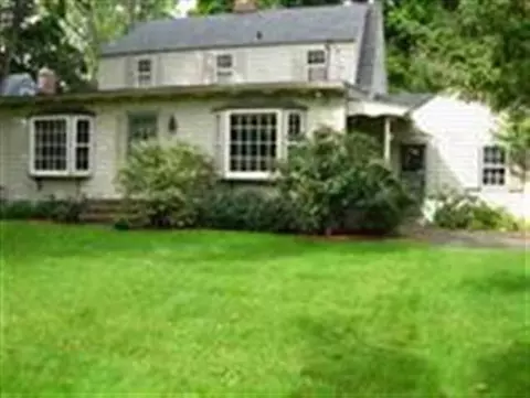 89 Salisbury Rd, Delmar, NY 12054 photo 4