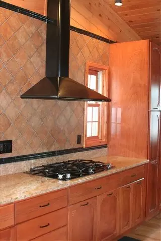 6 Vale Dr, Halfmoon, NY 12065 photo 9