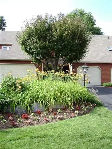 13 Quincy Ct, Glenmont, NY 12077 photo 1