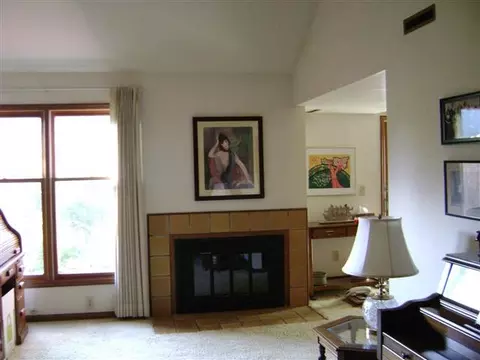 13 Quincy Ct, Glenmont, NY 12077 photo 5