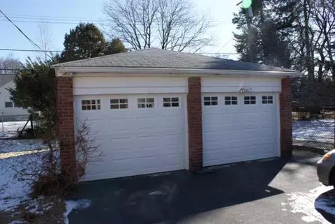 175 Milner Ave, Albany, NY 12208 photo 8
