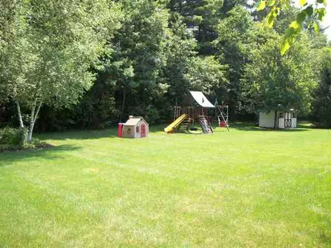 40 Columbine Dr, Glenmont, NY 12077 photo 11