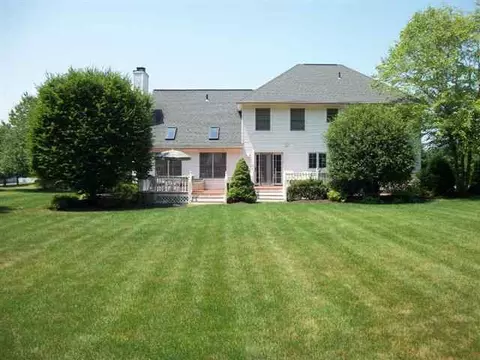 40 Columbine Dr, Glenmont, NY 12077 photo 12