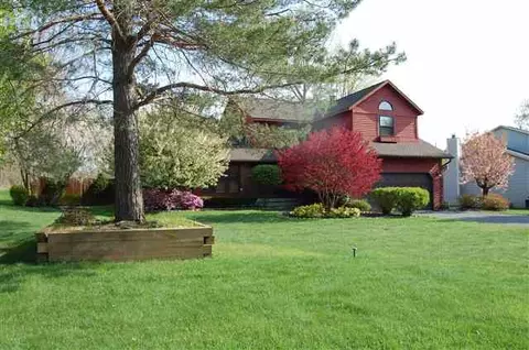 11 Lighthouse Dr, Waterford, NY 12188 photo 1