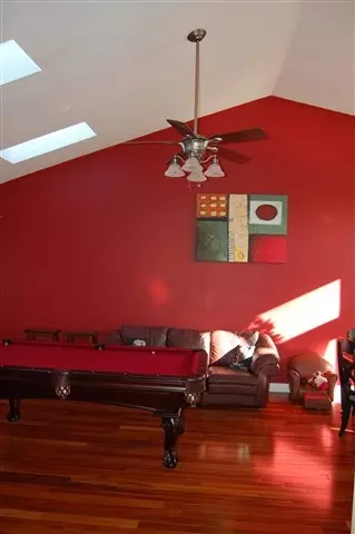 11 Lighthouse Dr, Waterford, NY 12188 photo 2
