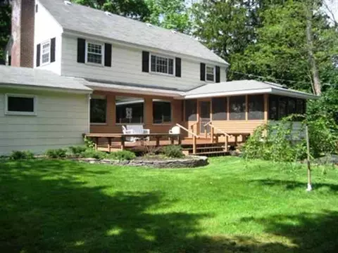 4 Laurel Dr, Delmar, NY 12054 photo 12