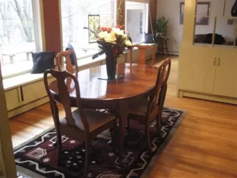 4 Laurel Dr, Delmar, NY 12054 photo 5