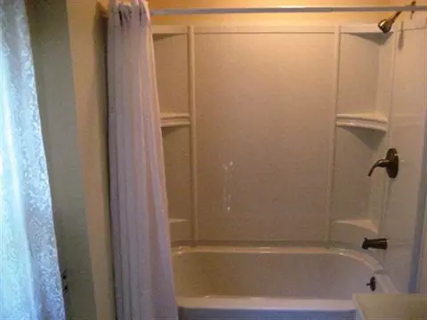 4 Laurel Dr, Delmar, NY 12054 photo 9