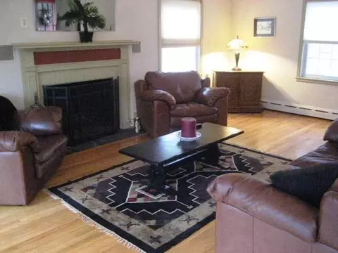 4 Laurel Dr, Delmar, NY 12054 photo 6