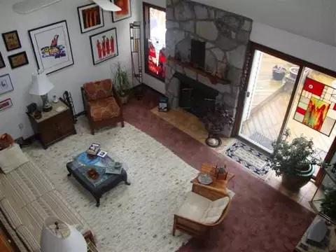 2 Standish Dr, Glenmont, NY 12077 photo 3