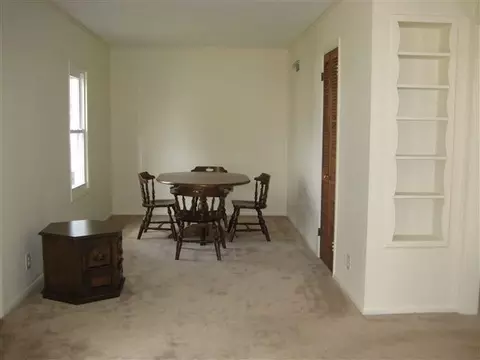 62 Fox Ave, Schenectady, NY 12304 photo 5