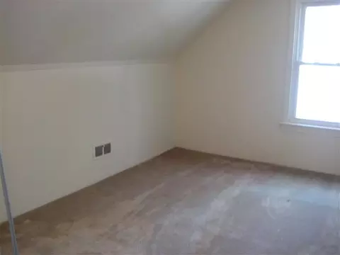62 Fox Ave, Schenectady, NY 12304 photo 10