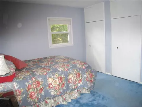 16 Sutherland Ct, Delmar, NY 12054 photo 6