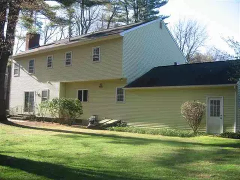 104 Thorndale Rd, Slingerlands, NY 12159 photo 3