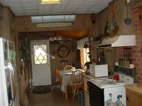 2758 Broadway, Schenectady, NY 12306 photo 4