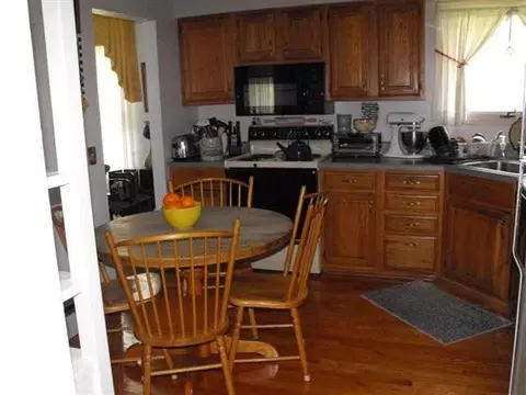 9 Rita Ct, Delmar, NY 12054 photo 9