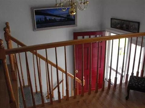 9 Rita Ct, Delmar, NY 12054 photo 5