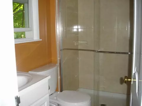 52 Dumbarton Dr, Delmar, NY 12054 photo 11
